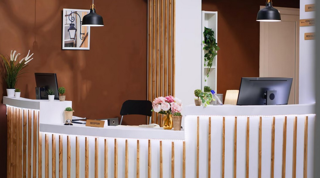 Ajanvarausjärjestelmä hyvinvointikeskukselle - Hallinnoija